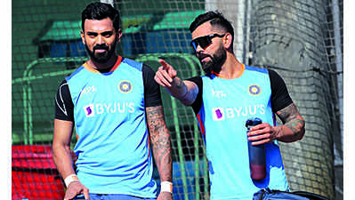 2007 encore: After Pak win, fans hope for Ind-Pak final in T20 World Cup on Sun