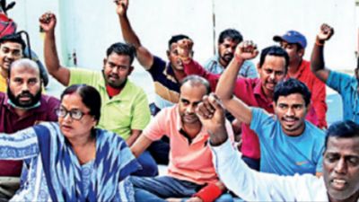 Cuttack: 30 kidney patients stage stir