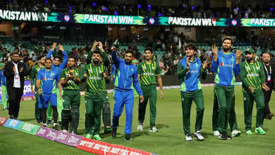 T20 World Cup: How Pakistan dismantled New Zealand to power into final