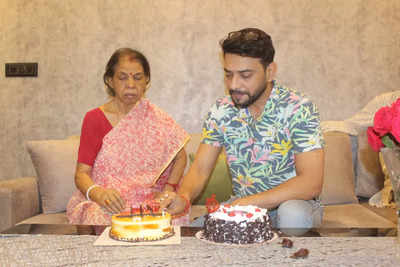 Actor Ishan Mazumder gives a surprise birthday gift to mother