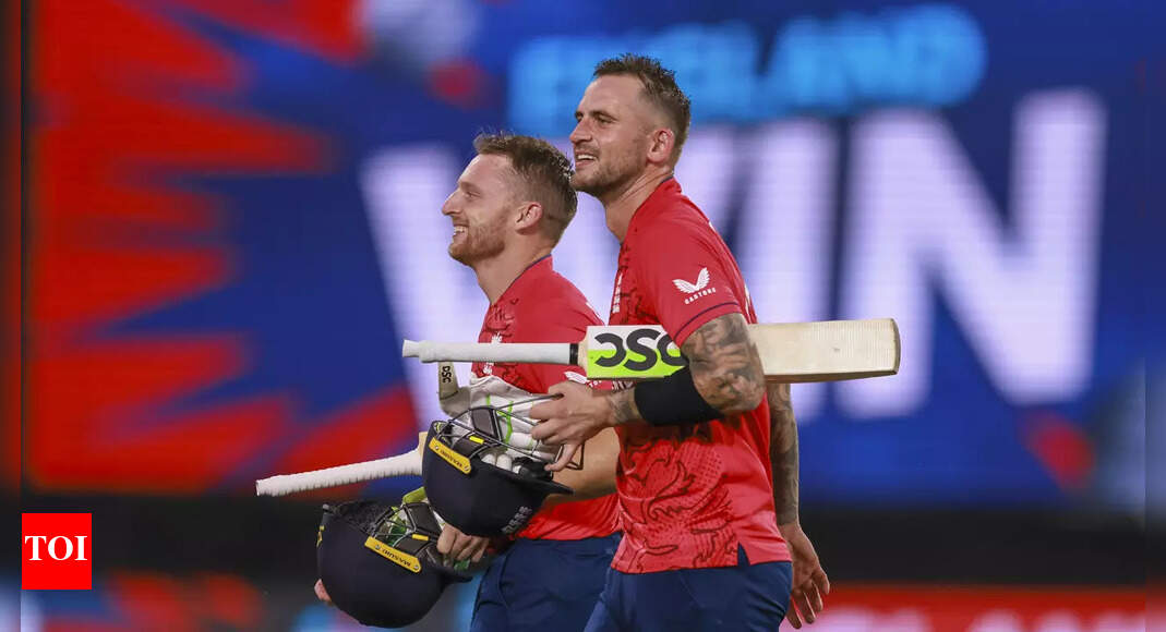 T20 WC Live: England bowlers look to stifle India firepower