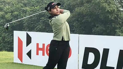 Afshan Fatima maintains lead in Women's Pro Golf Tour