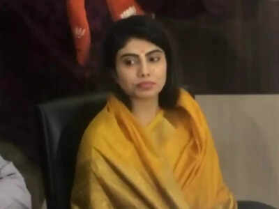 Cricketer Jadeja’s wife, 2002 convict’s daughter on BJP list