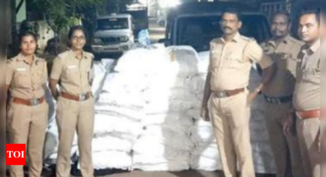 Trichy Trichy Police Seize Gutka Products Worth 5l From Car Trichy News Times Of India 