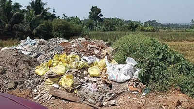 Goa: Man caught dumping debris in Calangute fields, fined Rs 25,000