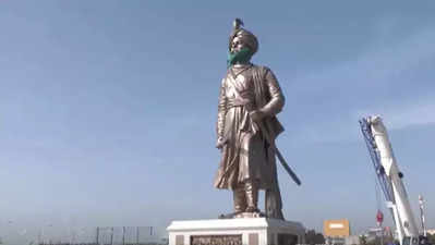 PM Modi unveils 108-foot-tall bronze statue of Bengaluru founder 'Nadaprabhu' Kempegowda