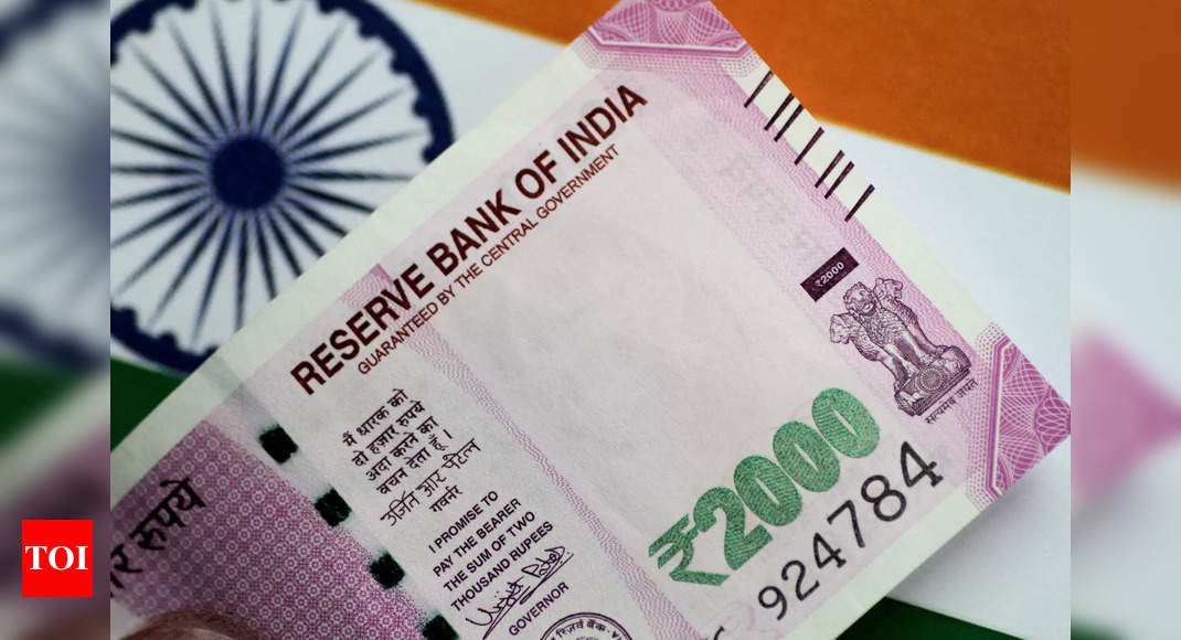 Rupee Gains By 100 Paise, Records Best Week In 4 Yrs | Mumbai News – Times of India