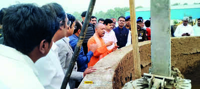 CM inspects biogas plant at Gobardhan Yojna site