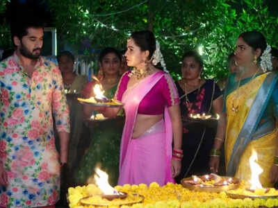 Karthika Deepam preview: Monitha to force Karthik into making a promise