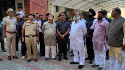 Day after patient dies after falling from hospital, Haryana minister Anil Vij visits site in Ambala Cantonment