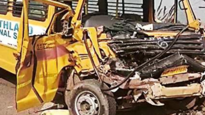 Sudden brakes: School bus rams truck, 2 kids injured in Greater Noida