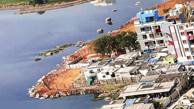 Plotted and sold: Land sharks bite into Kamuni in Hyderabad | Hyderabad  News - Times of India