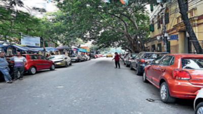 Motorists charged higher parking fees before Kolkata Municipal Corporation starts new rates