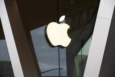 Antitrust battle over iPhone app store goes to appeals court