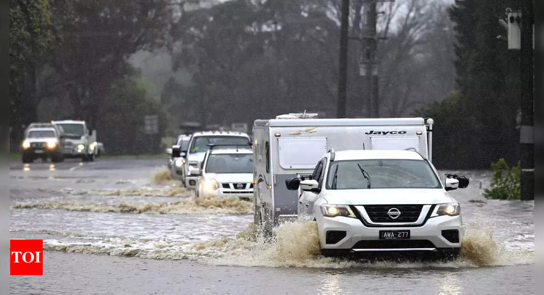 Flash floods in Australia’s southeast cut off inland towns – Times of India