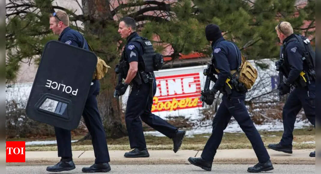 Virginia University Shooting: 3 dead, 2 injured in University of ...