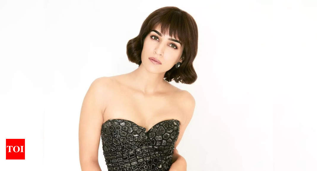 Kriti Sanon says her ‘Bhediya’ look inspiration came from her ‘bachpan’ – Pics inside – Times of India