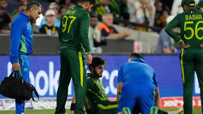 Shaheen Afridi advised two weeks rehabilitation after hurting knee in T20 World Cup final
