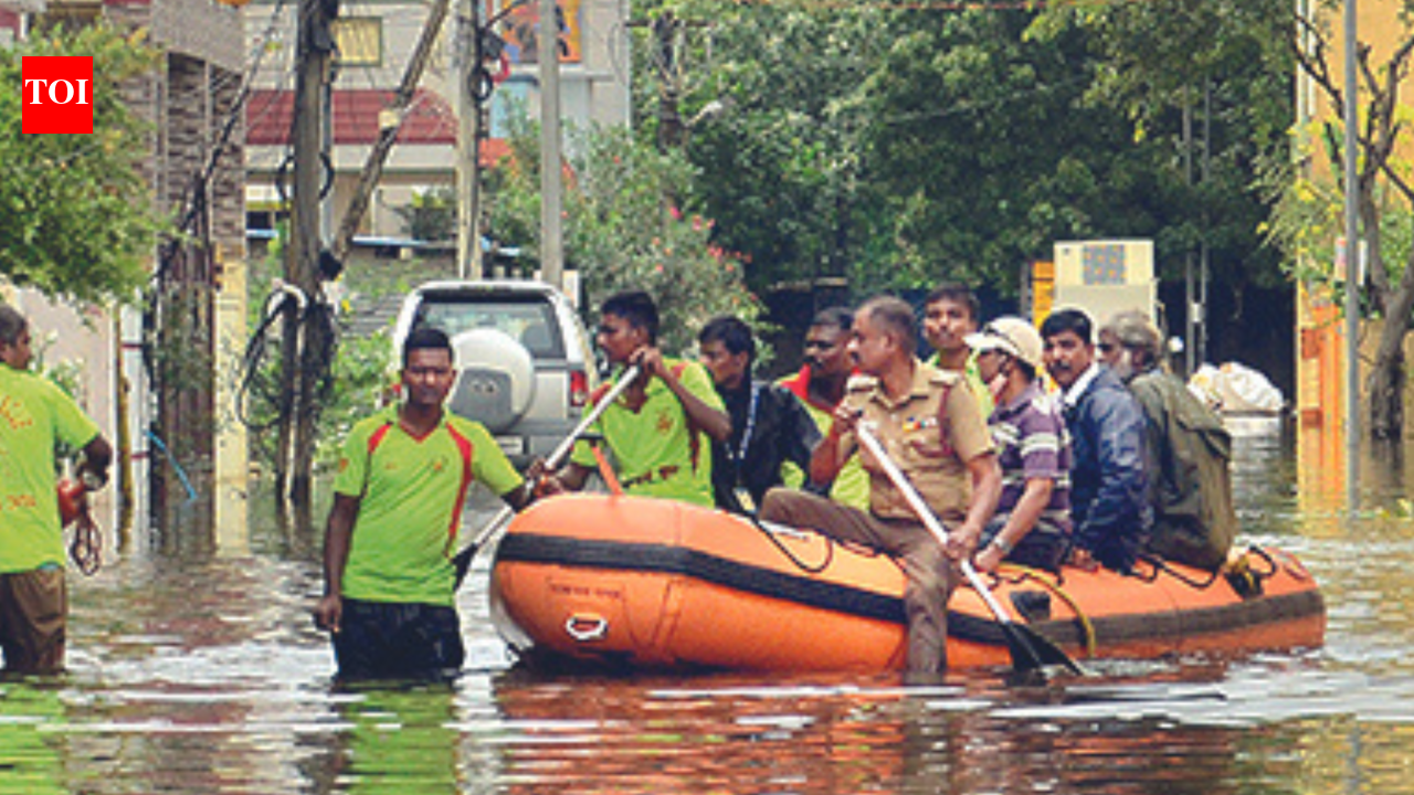 TN: Former CM Edappadi K Palaniswami inspects flood affected areas
