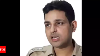 Angadia extortion case: Bombay high court grants pre-arrest bail to suspended DCP Saurabh Tripathi