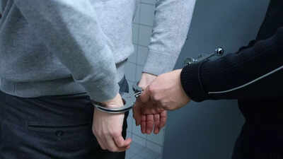 One held for hiding Mephedrone worth Rs 1.80 crore in Surat flat