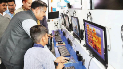 Uttarakhand: Computer lab on wheels rolled out for school kids in US Nagar