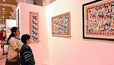 Birsa Birth Anniv Celebrated With Tribal Art Display At Museum | Kolkata  News - Times of India