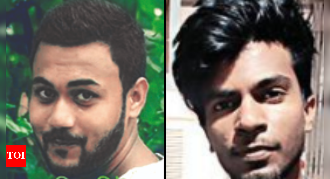 2 Youths Dead After Bike-truck Collision | Kolkata News - Times of India