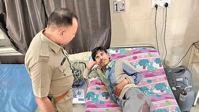 Gujarat: Lioness with two cubs attacks man in Amreli district