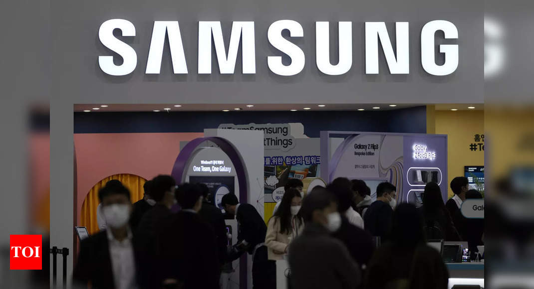 Meta’s ex-India policy head Rajiv Aggarwal joins Samsung: Report – Times of India