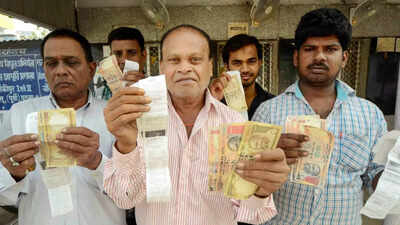 Government: Demonetisation due to big rise in Rs 500/1,000 notes