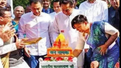 Row over Kamal Nath’s birthday cake; insult to Hindu religion: Madhya Pradesh CM Shivraj Singh Chouhan