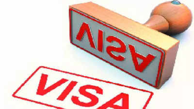 Ahmedabad: Vastral man seeking US visa duped of Rs 15 lakh