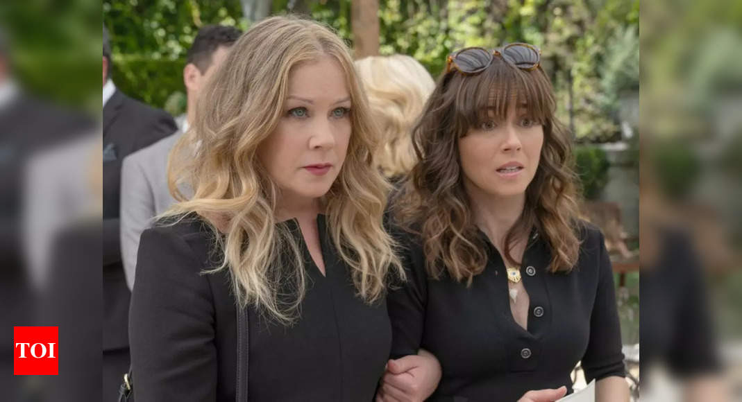 Interview: Linda Cardellini on 'Dead to Me' Season 3 Finale