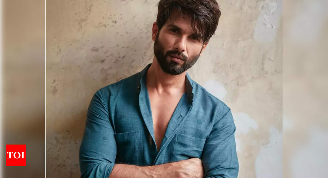 Shahid Kapoor to start shooting for Anees Bazmee’s next from 2023 – Times of India