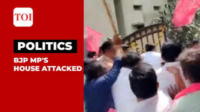 Hyderabad: TRS workers attack BJP MP Arvind Dharmapuri's residence, vandalise property