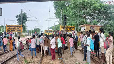 Suburban train services affected on Chennai-Tiruvallur route due to protest by commuters