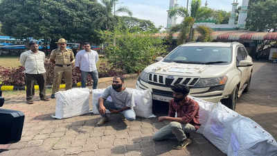 Ganja haul: Two interstate peddlers arrested, XUV seized