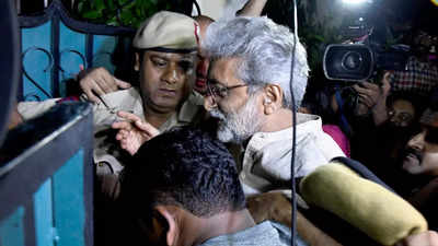 SC slams NIA, asks it to shift jailed Gautam Navlakha to house arrest in 24 hours