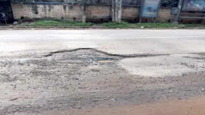 Pothole accident: Man's wife struggles to clear medical bill