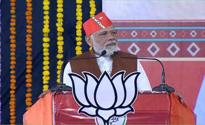 Those who defame Gujarat should not find place in state: PM Modi tells poll rally