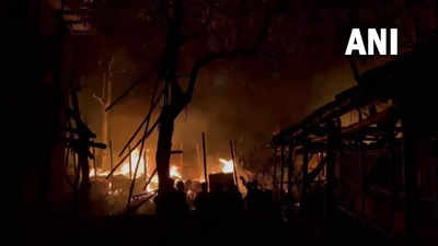 West Bengal: Fire in Siliguri slum; several hundred houses feared gutted