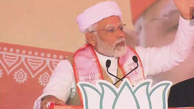 Make BJP win every booth, says PM Modi in Gujarat; targets Rahul for walking with Medha Patkar