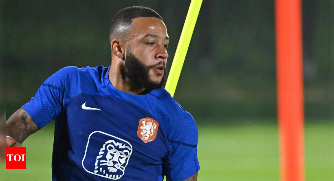 Memphis Depay to sit out Netherlands World Cup opener | Football News – Times of India