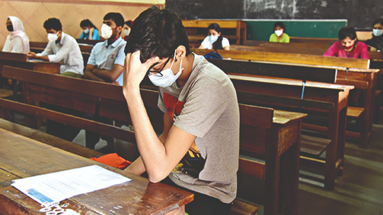 Mu Mulls Supplementaryexam For Final-sem Students | Mangaluru News - Times  of India