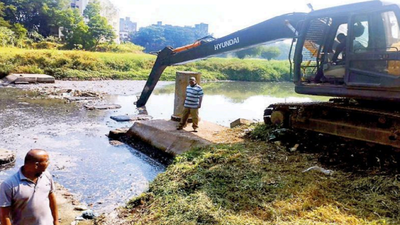 Silt removal work begins at Kolhapur’s Jayanthi nullah