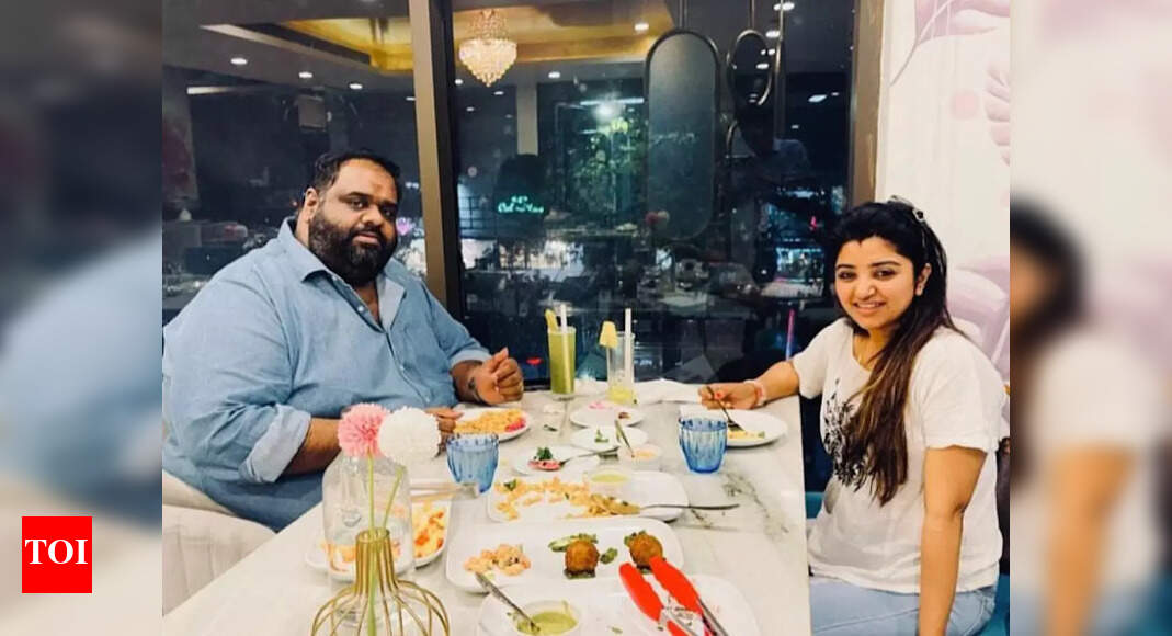Newly married Ravindar Chandrasekhar and Mahalakshmi expecting their ...