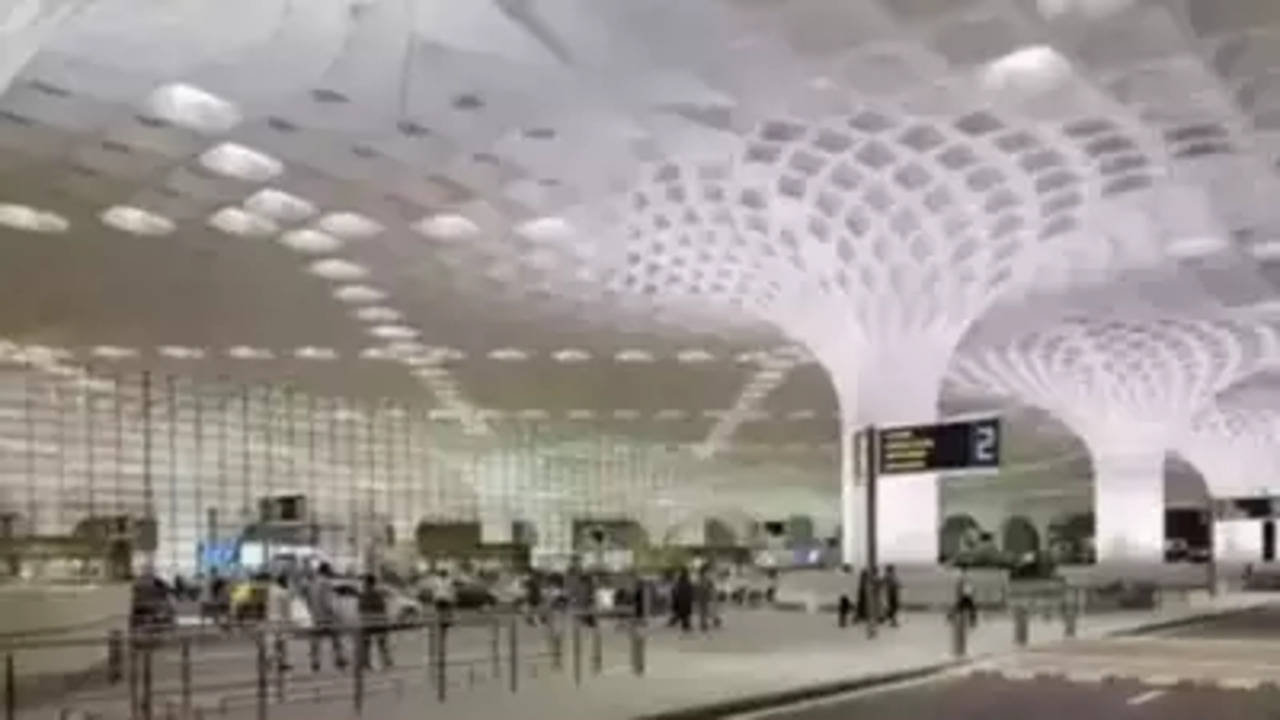 DRI Seizes Cocaine Worth ₹50 Crore At Hyderabad Airport - BT TV - Business  Today