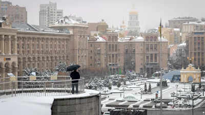 Cold and dark: Kyiv readies for 'worst winter of our lives'