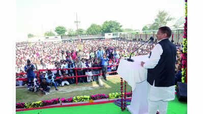 ‘Netaji’ invoked as Shivpal, Akhilesh address SP workers meet in Jaswantnagar
